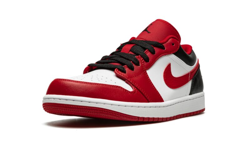 Jordan 1 Low “Bulls” - Image 3