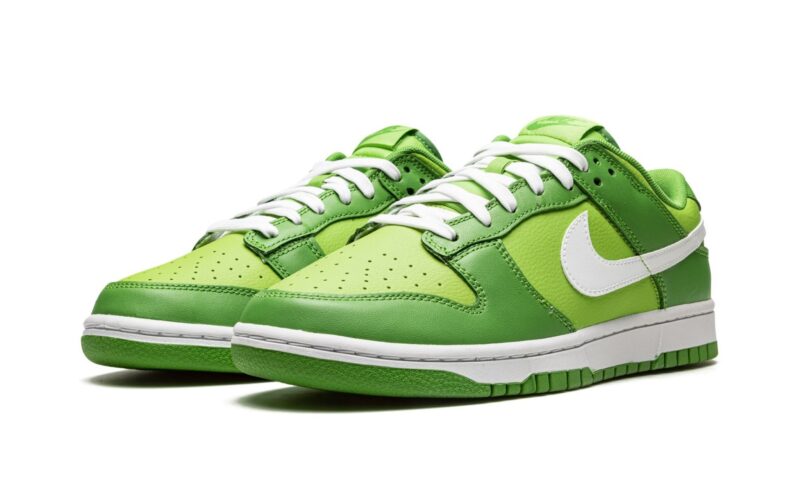Dunk Low “Chlorophyll”