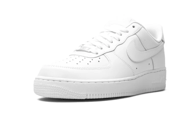 Air Force 1 "Triple White" - Image 3