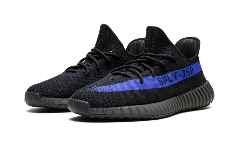 YEEZY 350 V2 "Dazzling Blue"