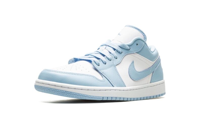 Jordan 1 Low WMNS "Ice Blue" - Image 3