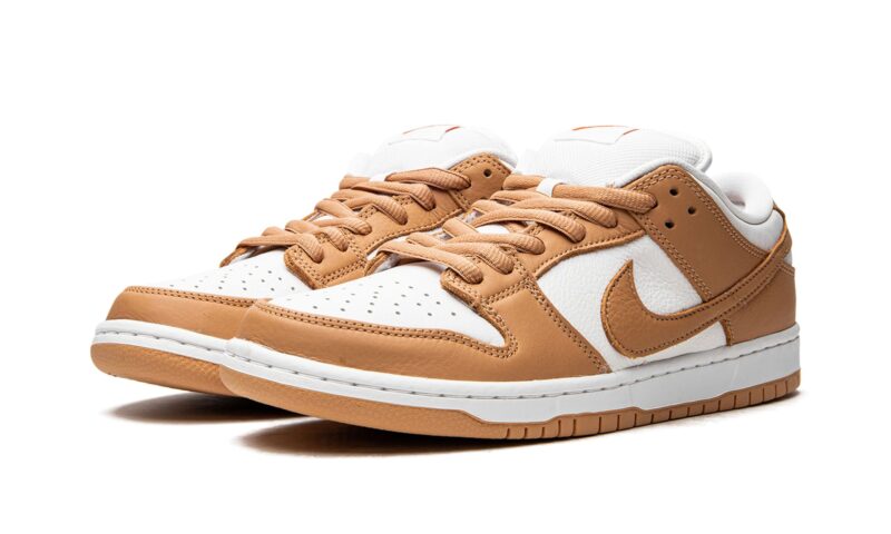 Dunk Low SB "Light Cognac"
