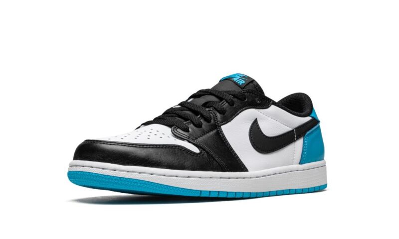 Jordan 1 Low OG "UNC" - Image 3