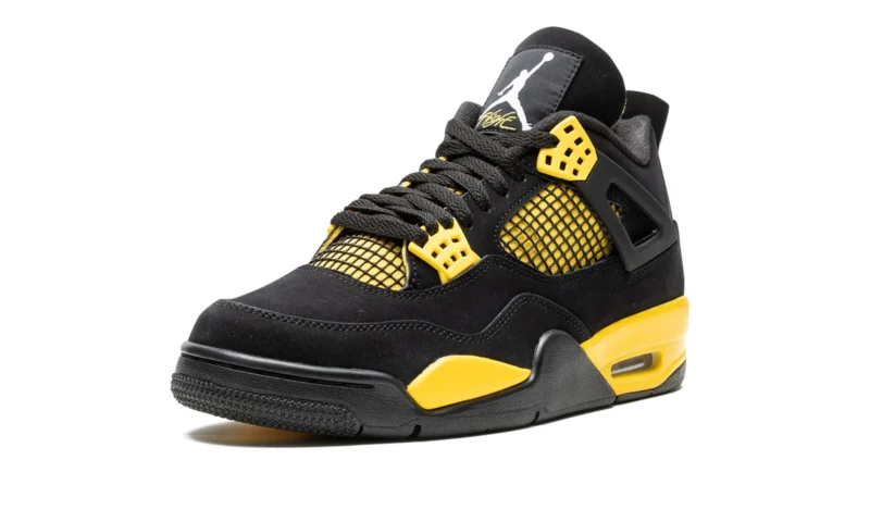 Jordan 4 RETRO "Thunder 2023" - Image 3