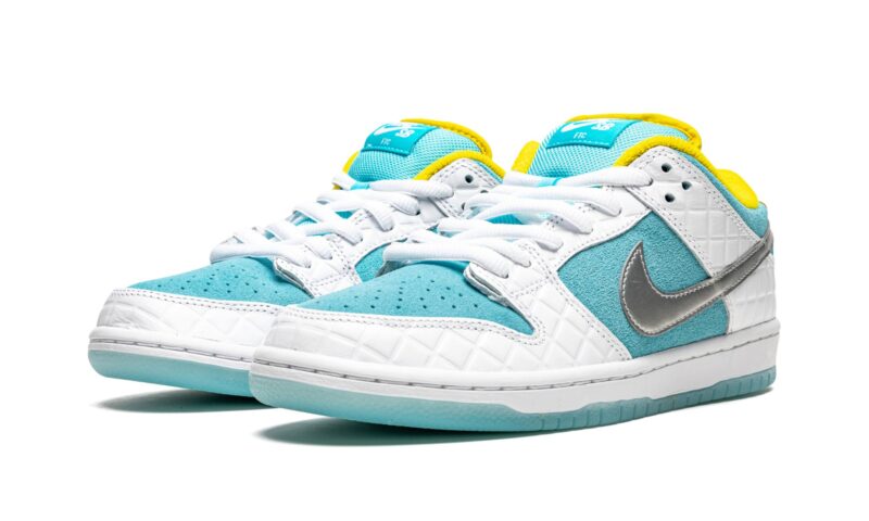 Dunk Low SB "FTC Lagoon Pulse"
