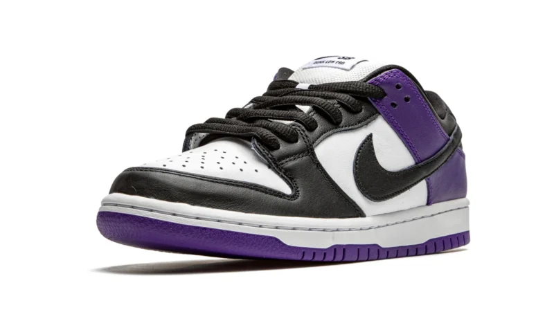 Dunk Low SB "Court Purple" - Image 3