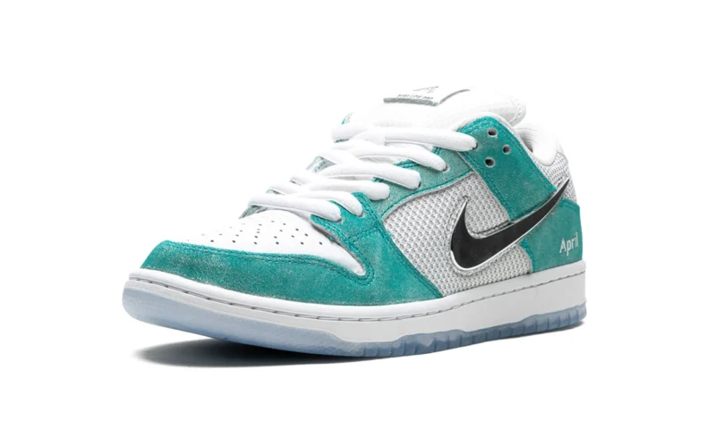 Dunk Low SB Pro "April Skateboards" - Image 3