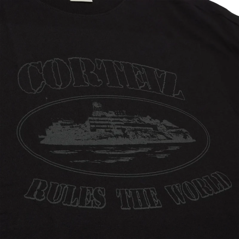 Remera Corteiz Reflective Alcatraz Triple Black - Image 2